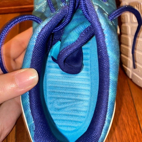 Nike Roshe blue running shoes - Picture 4 of 7